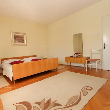 Comfort Vila *
