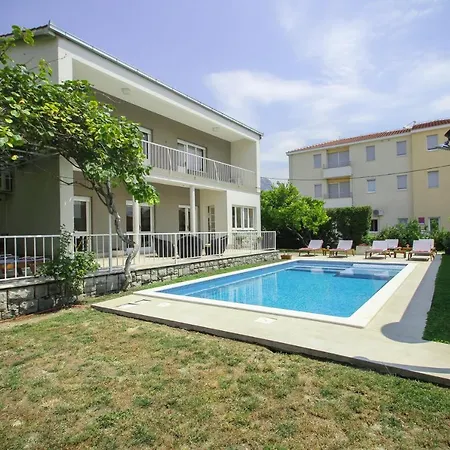 Comfort Villa *